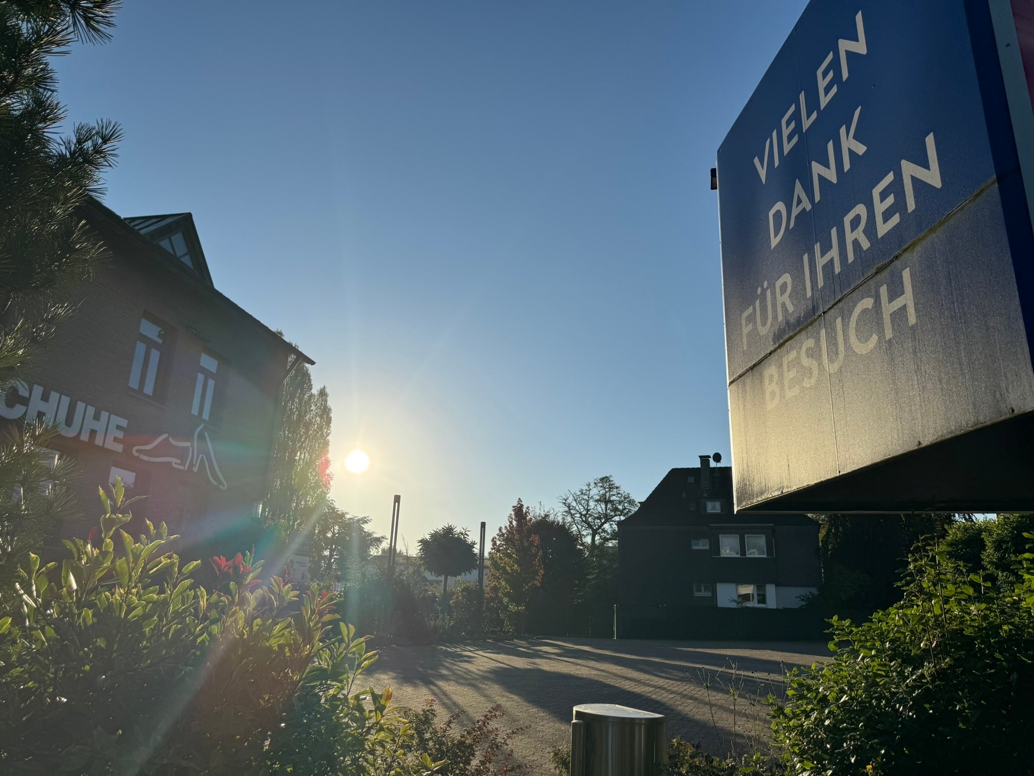 Oberhösel Schuhe Gebäude