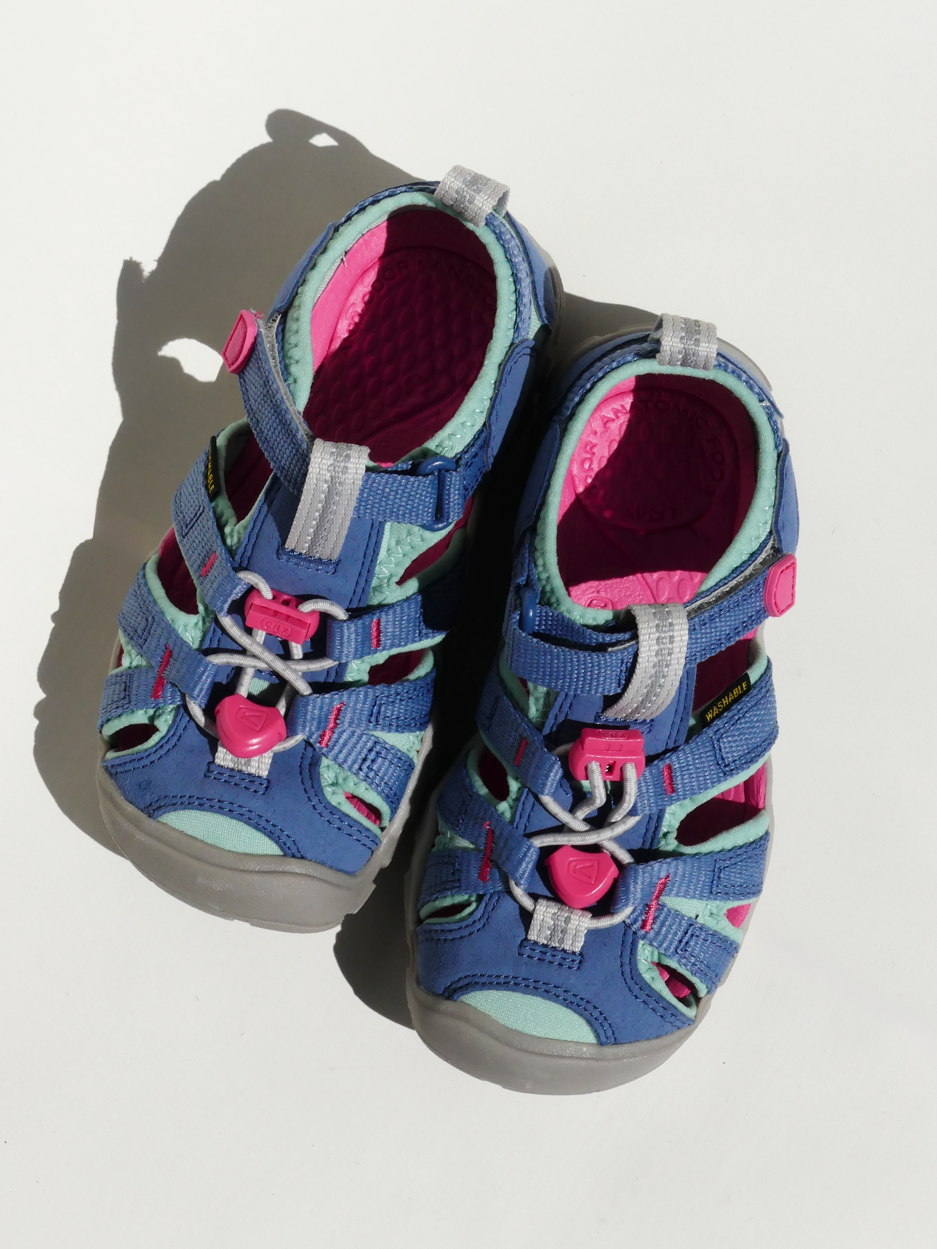 Keen Sandale Türkis Blau Pink