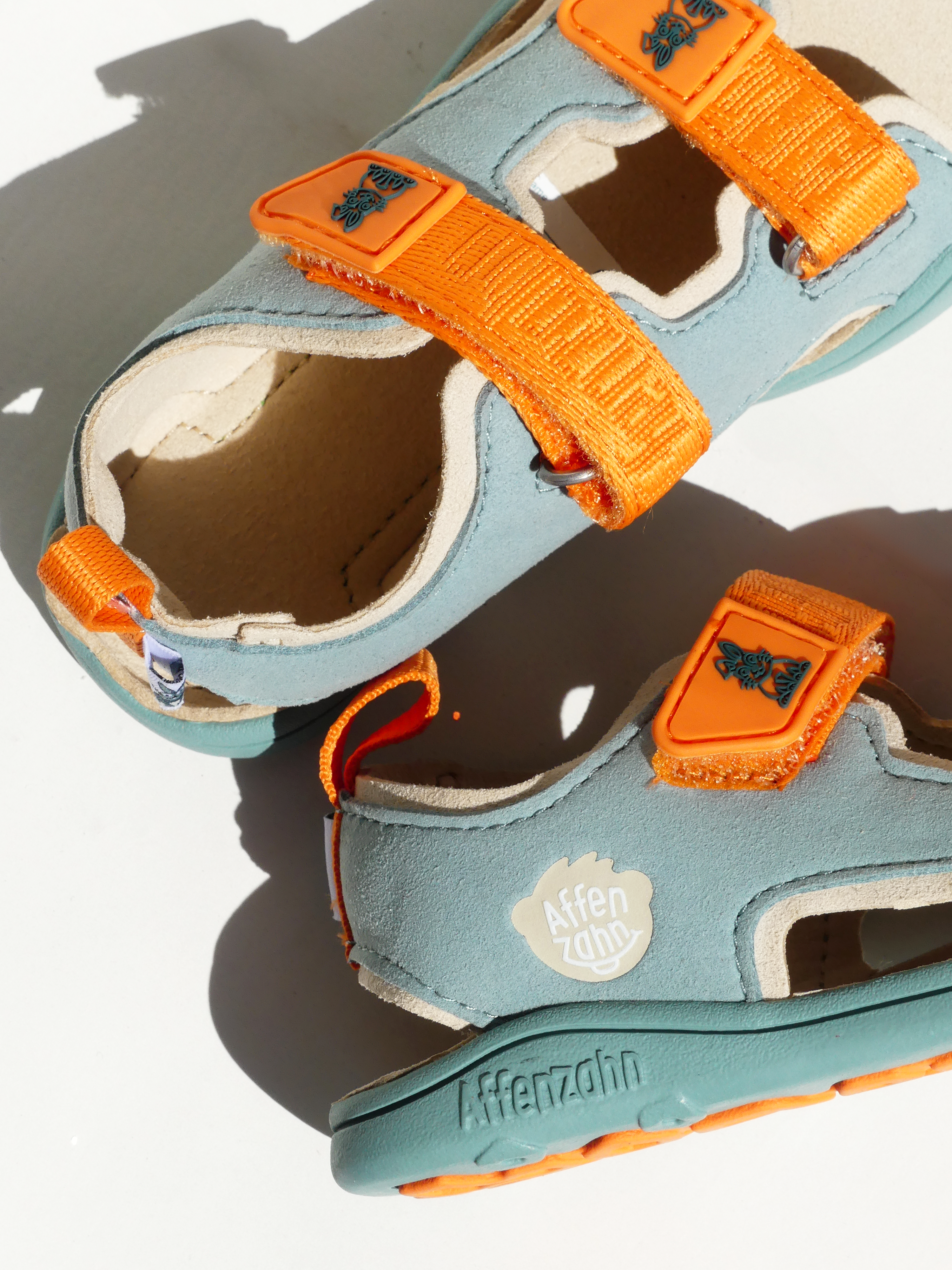Affenzahn Kindersandale hell Blau Orange Hase